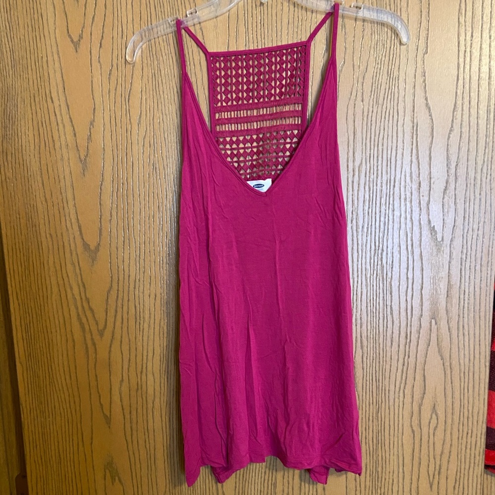 Old Navy Tank size L
